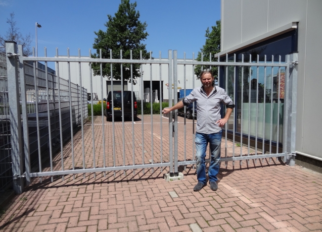 Uitbreiding bestaand hekwerk - Schoonenberg Schilderwerk BV
